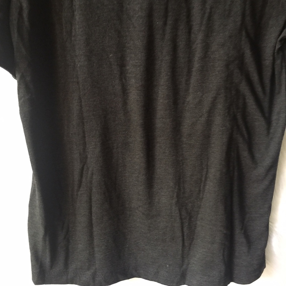🌺 Basic Editions Layered Grey SS Tee Small - Picture 10 of 15